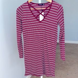 Boohoo Petite Caitlin Cross Front Stripe Bodyvon Dress Wine